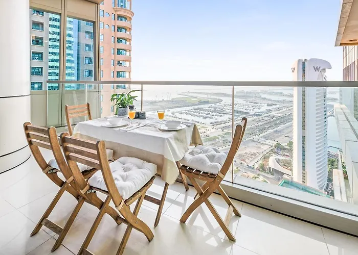 Breathtaking Sea-View Condo In Dubai Marina - Palm Views!